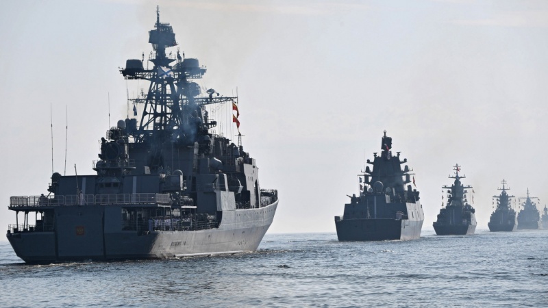 Sambut Kapal Perang AS, Rusia Gelar Manuver di Laut Hitam