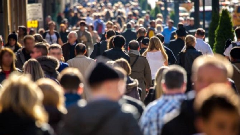 最新の米国勢調査；総人口は３億３１００万人