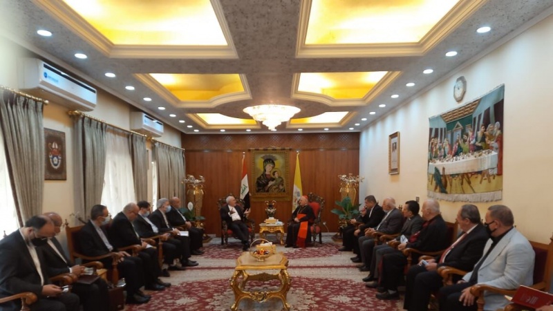 Zarif'in Irak'taki temasları sürüyor