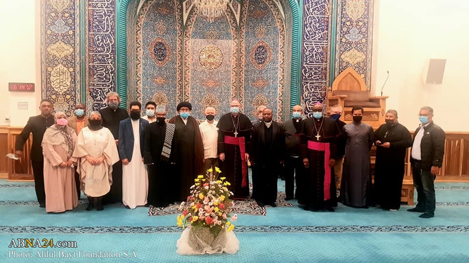 Celebrating historic meeting btwn Pope Francis & Ayatullah Sistani; Beginning of a new phase in Interfaith Relations in Cape Town