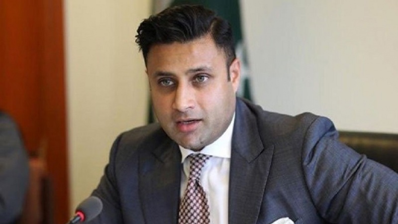 سعودی عرب میں تعینات پاکستانی سفیر کو برطرف کر دیا گیا