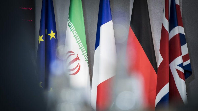 ウィーンでのイランと５カ国グループの集中的協議がなおも継続