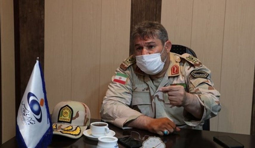 حرس الحدود تفكك 3 عصابات لتهريب الاسلحة في غرب ايران+(صورة)