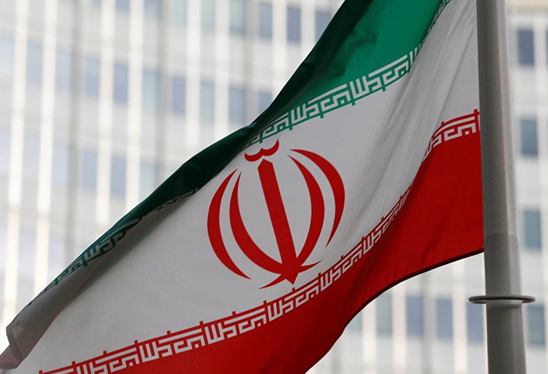 الإفراج عن 4 جواسيس أمريكيين / امريكا ستحرر 7 مليارات من الأصول الإيرانية المجمدة