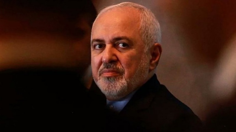 Zarif İran milleti ve şehit Süleymani ailesinden özür diledi