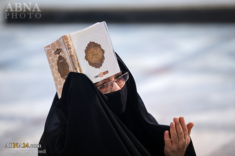 Iranians observe first night of Qadr