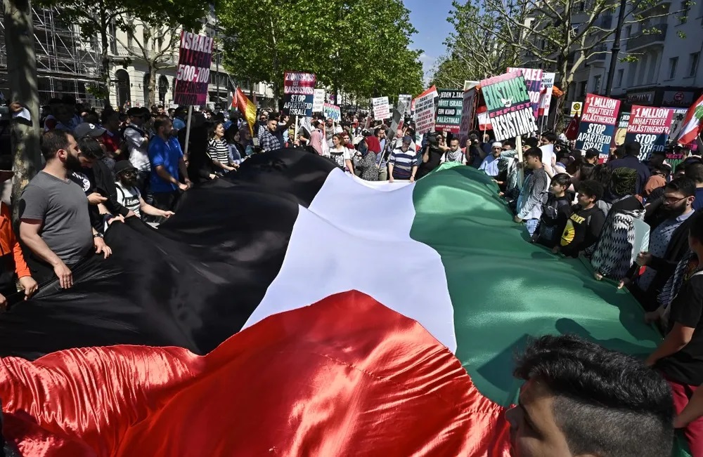 Germany bans International Al-Quds Day rally