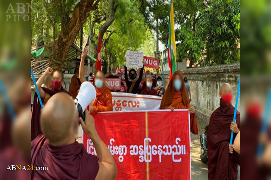 ေမလ ၂ ရက္ေန႔ မြန္းလြဲပိုင္း မႏၲေလး သံဃ သမဂၢ သပိတ္စစ္ေၾကာင္း