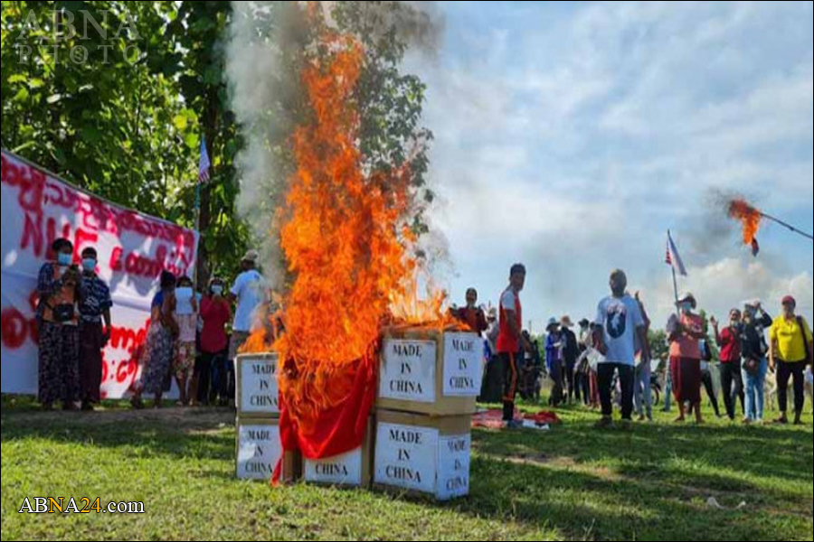    ေကာ့ကရိတ္ ၿမိဳ႕နယ္ က စစ္အာဏာရွင္ ဆန႔္က်င္ေရး လူထု လႈပ္ရွားမႈ
