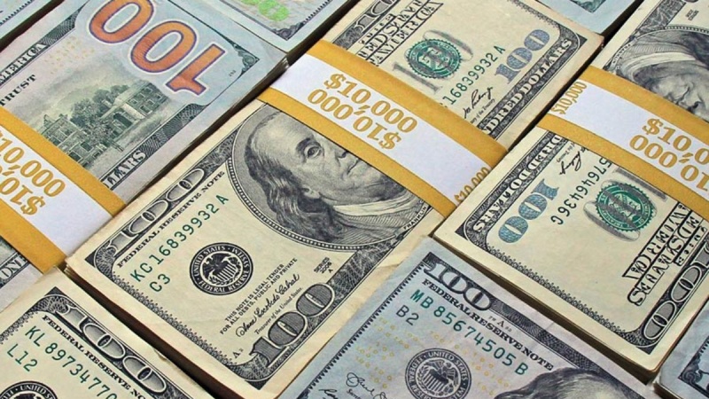 世界経済における米ドル指標が低下