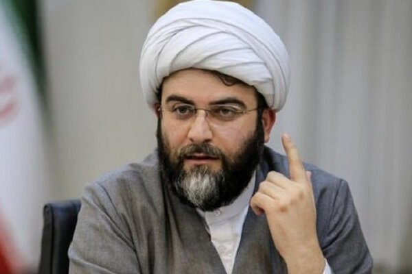 الشهيد الحاج سليماني أشعل نبراس الحرية في العالم/ القدس قضية الثورة الإسلامية 