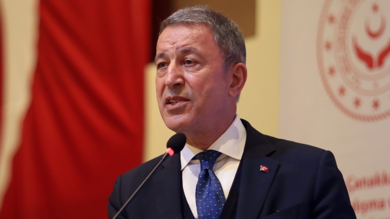 “Американларын бәјанаты өз тарихләрини инкар етмәк мәнасына ҝәлир.”