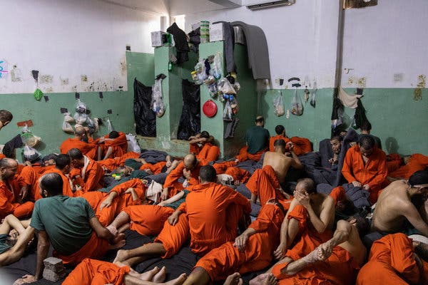 تنظيم داعش اختبر أسلحة بيولوجية ضد سجناء في العراق