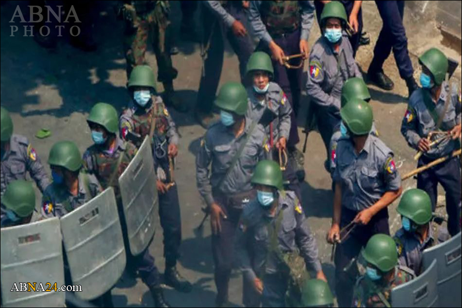  ျမန္မာ ႏိုင္ငံ အေပၚ  ကမာၻလုံး ဆိုင္ရာ လက္နက္ ေရာင္းခ် မႈ ေတြ ပိတ္ပင္ ေပးဖို႔ ကုလ လုံၿခဳံေရး ေကာင္စီ ကို လူ႔ အခြင့္ အေရး အဖြဲ႕ ၂၀၀ ေက်ာ္တြန္း အားေပး