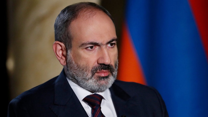 Пашинјан Саркисјаны Азәрбајҹана Дағлыг Гарабағын јарысыны тәклиф етмәкдә иттиһам едиб.