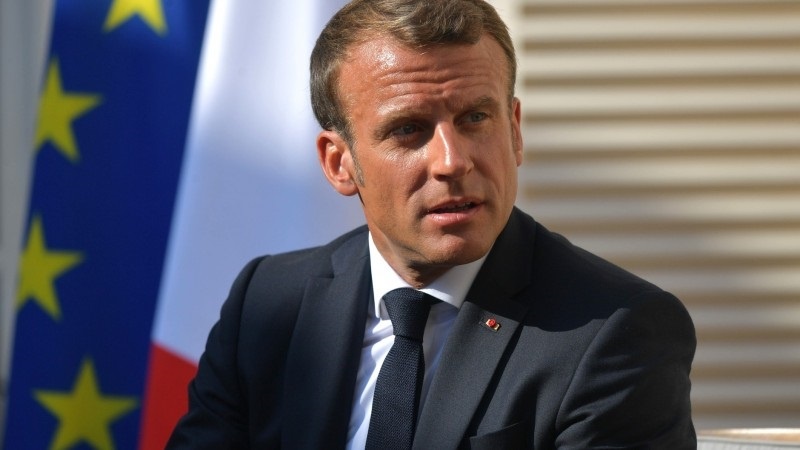 Macron: AS harus Cabut Pembatasan Ekspor Vaksin Corona