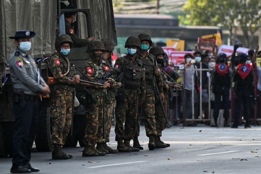  ရင္းႏွီးျမႇဳပ္ႏွံ မႈ သစ္ ၁၅ ခုကို လုပ္ကိုင္ ခြင့္ေပးခဲ့ သည္ဟု စစ္ေကာင္စီ ထုတ္ျပန္