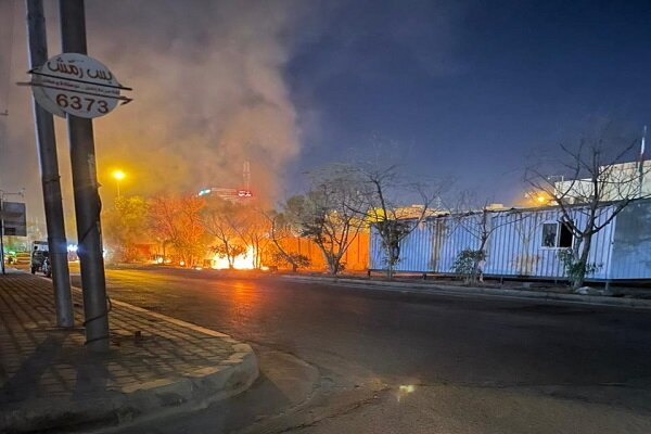 Rioters attack Iranian consulate in Karbala