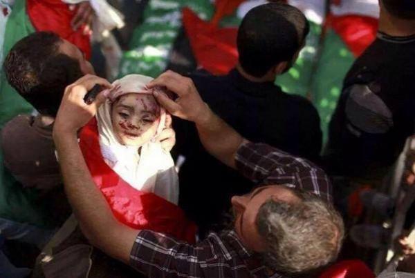 بينهم نساء وأطفال.. 53 شهيدا و320 مصابا جراء العدوان الصهيوني على غزة