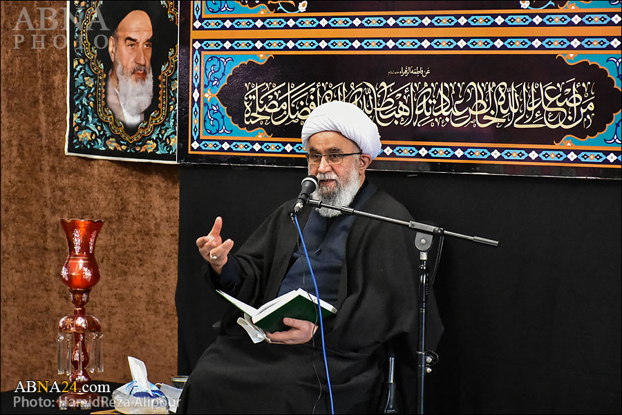Adieu le Ramadan, mois de lumière, de miséricorde, de pardon, difficile: l'ayatollah Ramazani