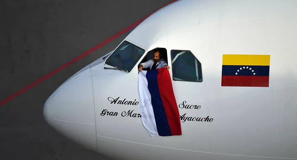 Após 1º voo Moscou-Caracas, Venezuela espera 'fortes laços' com a Rússia, diz ministro