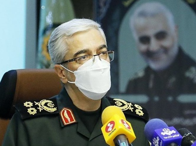 اللواء باقري: الكثير من التطورات الدفاعية لم تعرض امام الراي العام