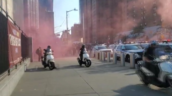 ABD polisi, Siyonist rejimi protesto edenlere saldırdı