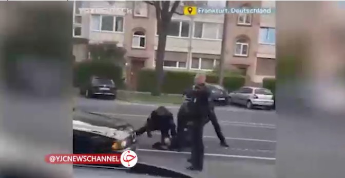 Almanya'da rahatsızlanan Türk vatandaşına polis şiddeti!