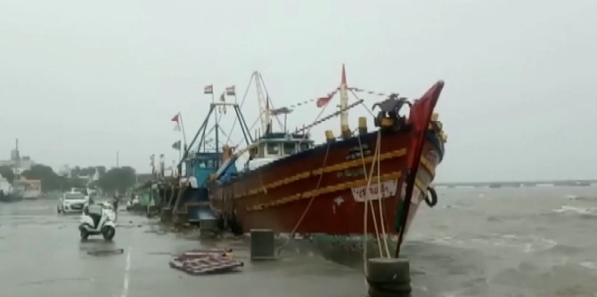 インドで、サイクロン直撃による犠牲者数がさらに増加、65人がなおも行方不明