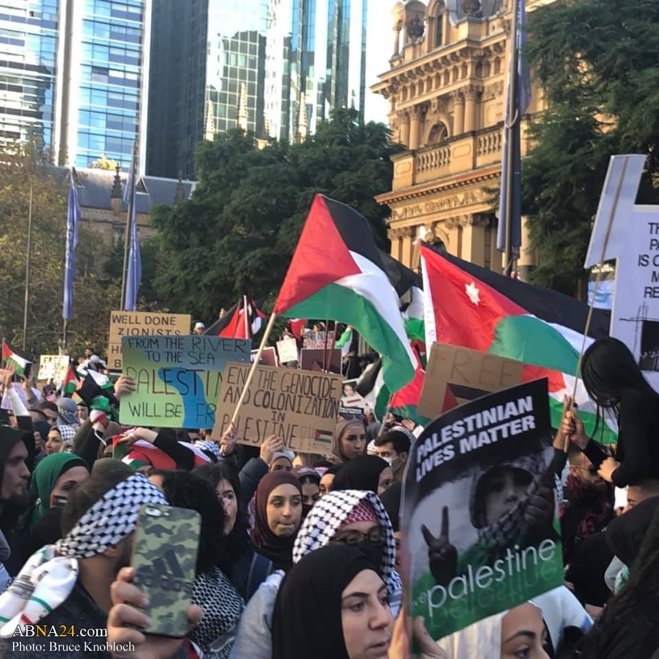 Photos 1: Huge demonstration in Sydney, Australia in solidarity with Palestine