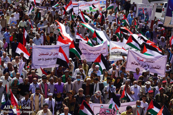 تقرير مصور / اليمنيون في تعز يتضامنون مع الشعب الفلسطيني ضد التطبيع والاحتلال الاسرائيلي