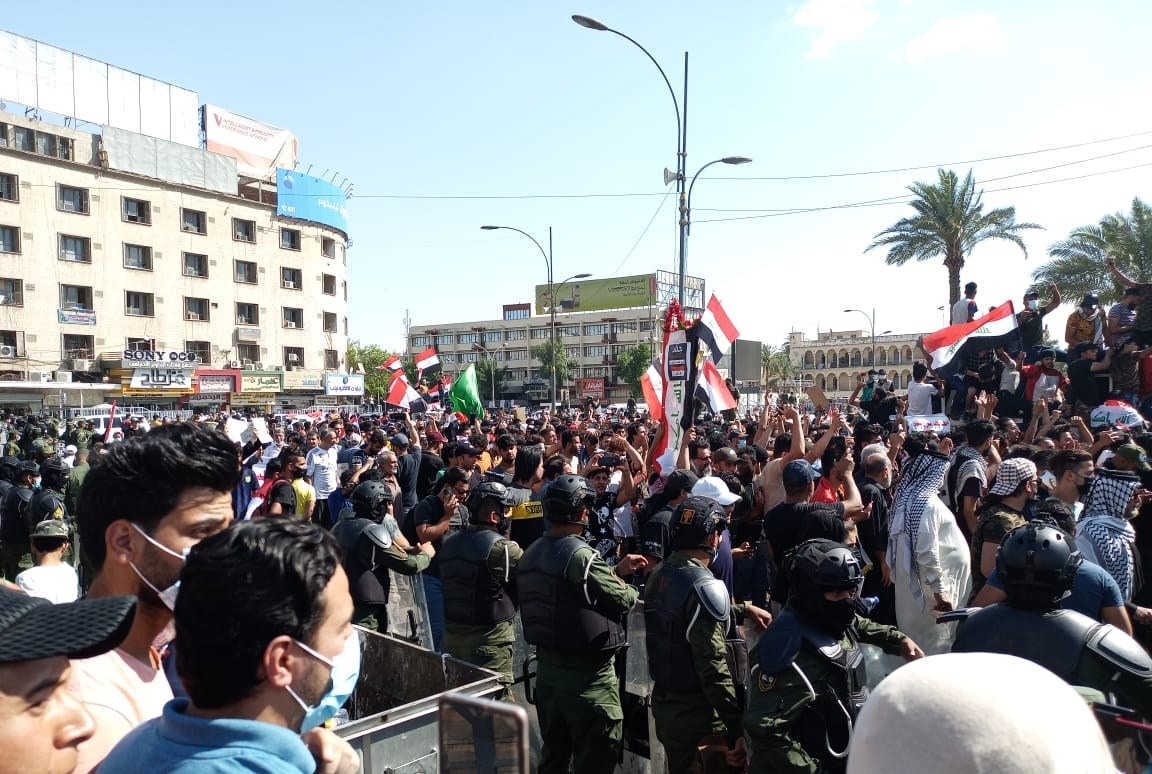 24 قتيلاً وجريحاً بين صفوف متظاهري التحرير بالعاصمة العراقية