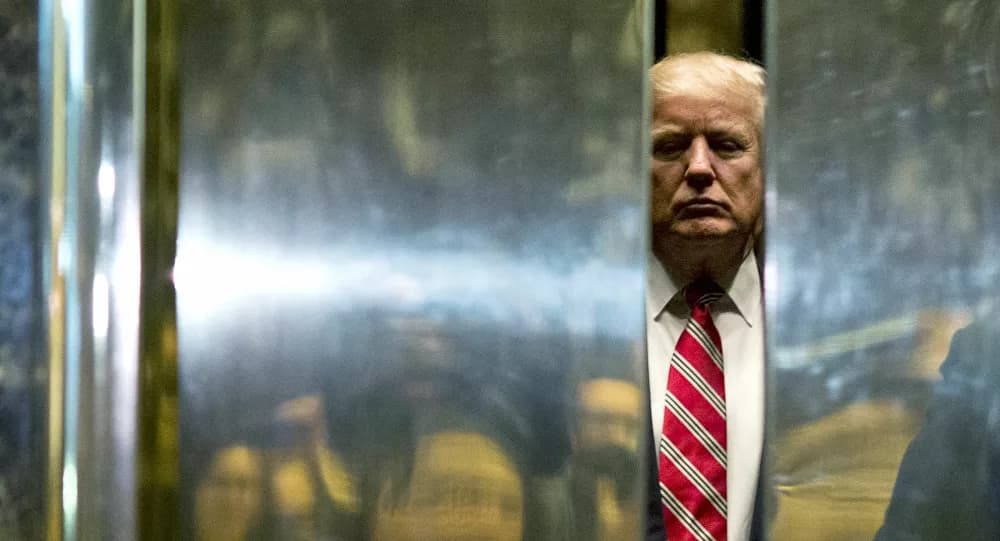 'Nosso país está sendo destruído': Trump chama administração Biden de 'desastre'
