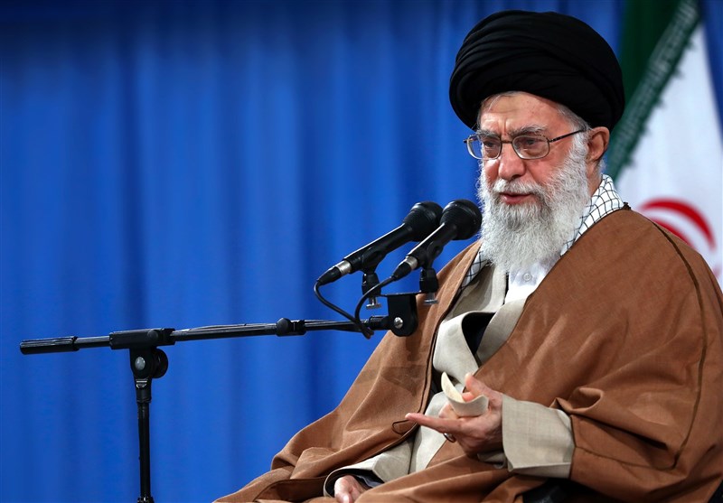 قائد الثورة يدعو الشعب الايراني للمشاركة الواسعة في الانتخابات