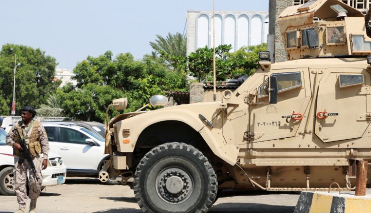 Saudi forces deploy military armoured vehicles in vicinity of Al-Ma’ashiq Palace in southern Yemeni's Aden