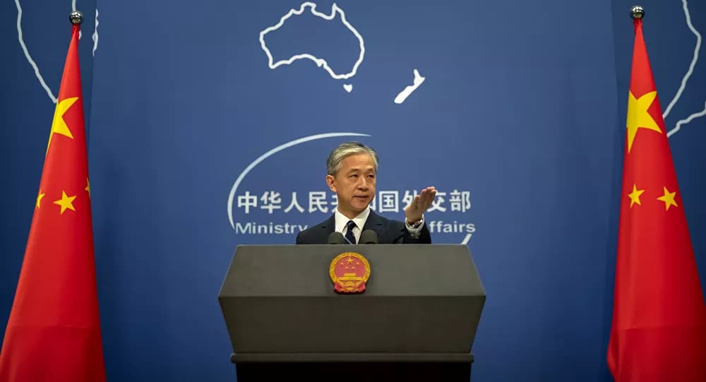 Сientistas e não serviços de inteligência devem determinar origem do coronavírus, diz China