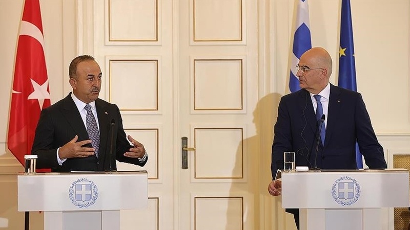 Turchia, Cavusoglu in Grecia per risolvere le differenze