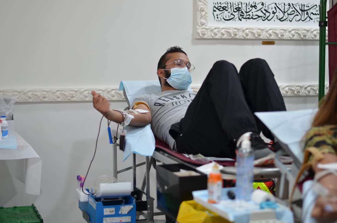Photos: "Who is Hussain?" blood donation campaign in France