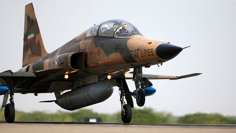 В Иране мученические погибли два летчика истребителя F-5