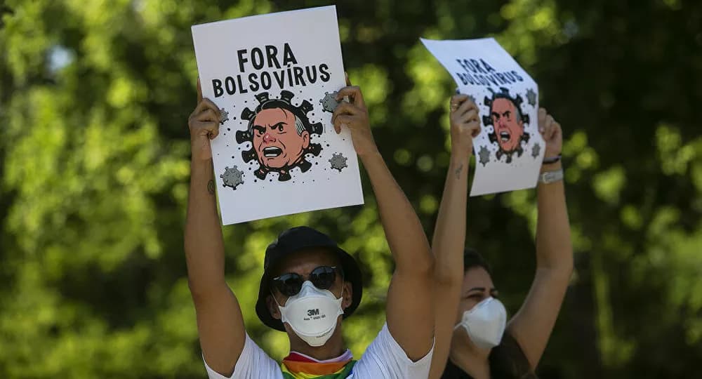 Protestos no Brasil: Bolsonaro quer 'reconfigurar o Estado' e não precisa de golpe, diz analista