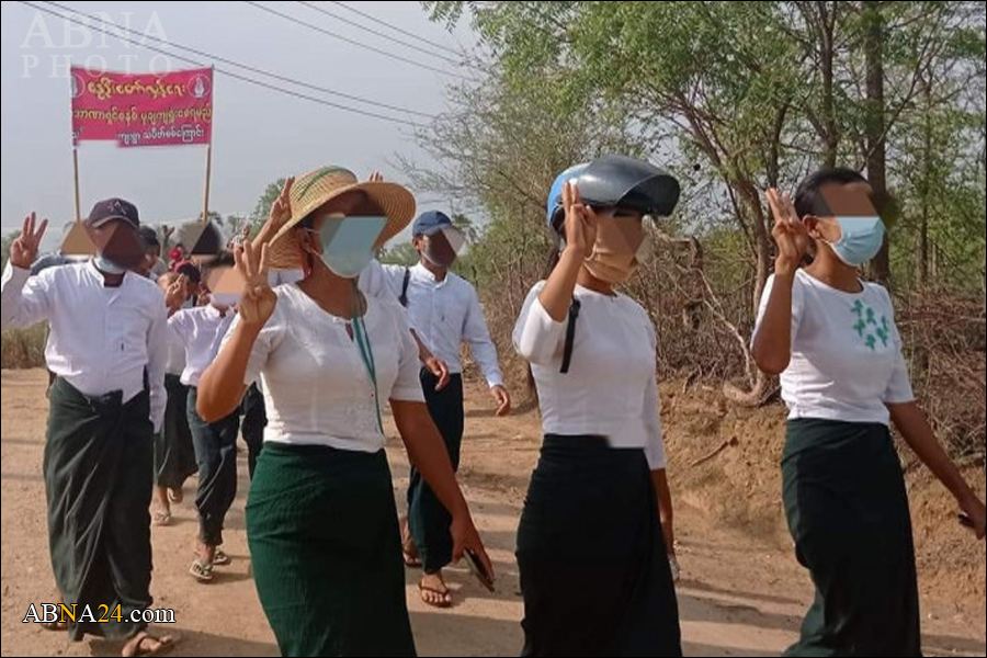 ၿမိဳင္ၿမိဳ႕နယ္ တြင္ အၾကမ္းဖက္ စစ္ေကာင္စီ ျပဳတ္က် ေရး ခ်ီတက္ ဆႏၵျပ
