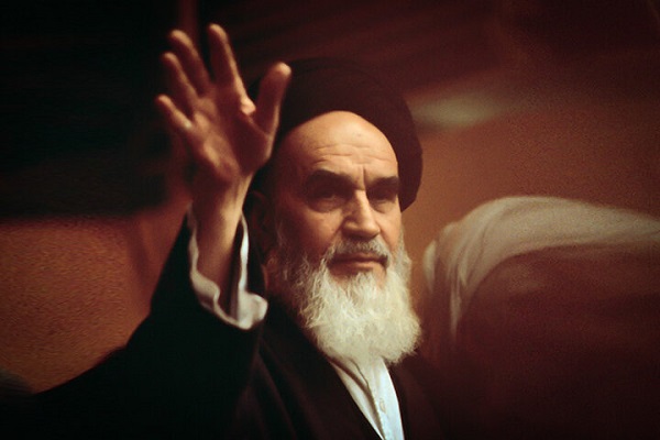 L'Iran commémore le 32e anniversaire du décès de l'imam Khomeini