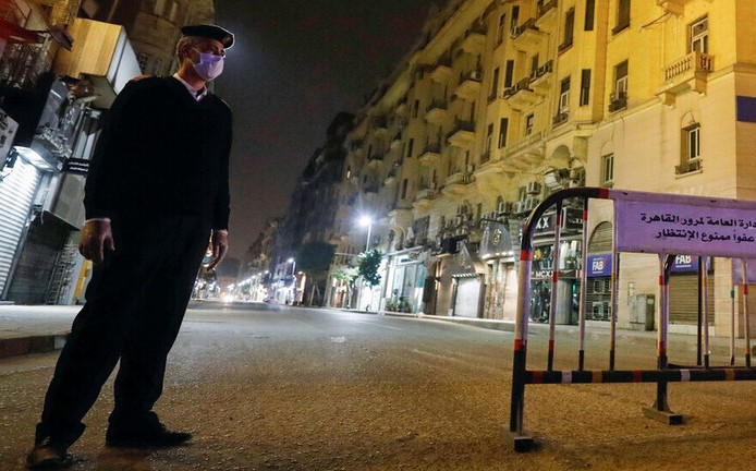 مصر.. الإعدام شنقا لـ3 متهمين قتلوا شرطيا بالمنيا