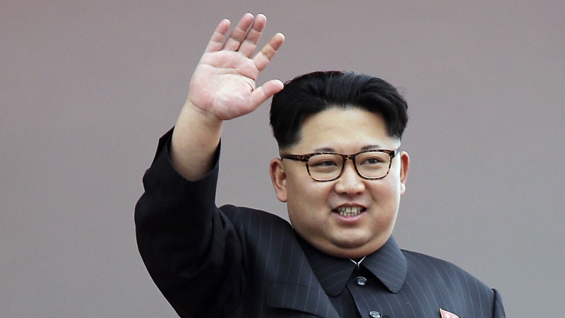 Kim Çen In ictimaiyyət qarşısına çıxıb
