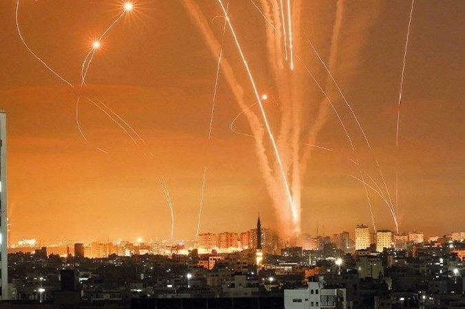 La résistance ouvre le feu sur des drones israéliens violant l’espace aérien de Gaza