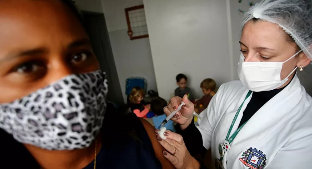Ministério Público pede explicações sobre campanha de vacinação de gestores educacionais no DF