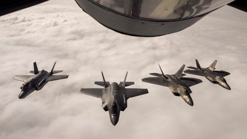 OTAN: Poutine met en garde