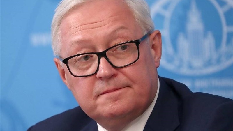 ロシアが、各種制裁解除というイランの立場を支持