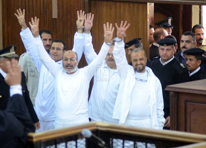 الحكم بإعدام محمد البلتاجي وصفوت حجازي في مصر