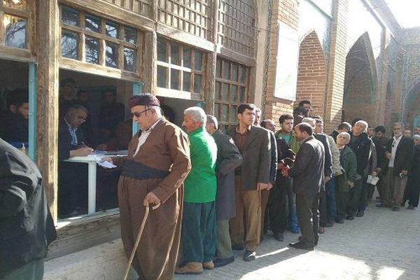 500 هەواڵنێر هەڵبژاردنەکانی 1400ی ئێران ڕووماڵ دەکەن